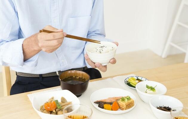日常健康飲食中，葷素食如何搭配？